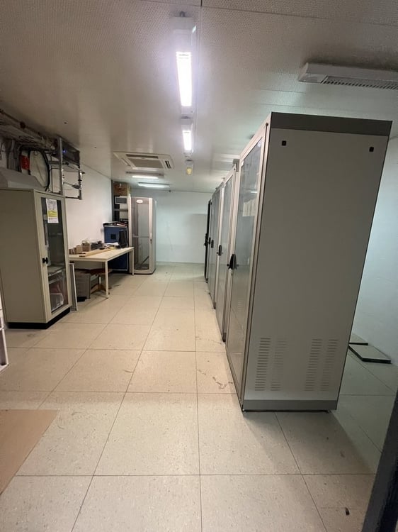 Dépôts à louer à Pully de 32.5 m2 à 221 m2 3