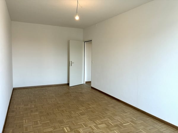 4 pièces de 105 m2 en face de la Gare Cornavin 10