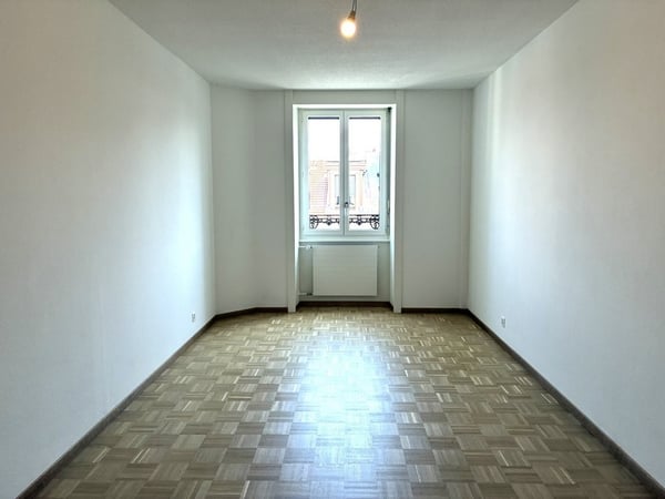 4 pièces de 105 m2 en face de la Gare Cornavin 9