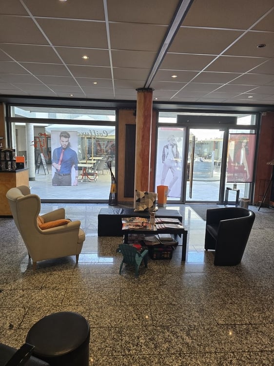 Arcade au centre ville de Sierre à louer dès le 01.01.2027 4