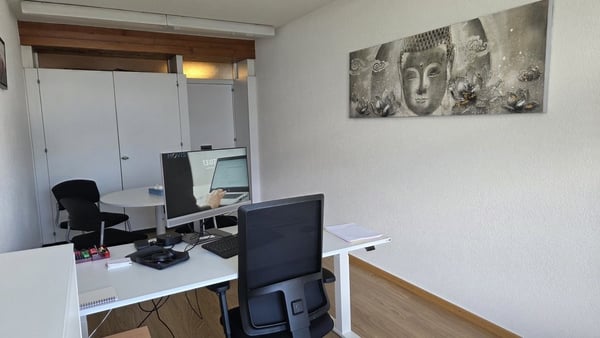 Bureau au centre-ville près de la gare 5