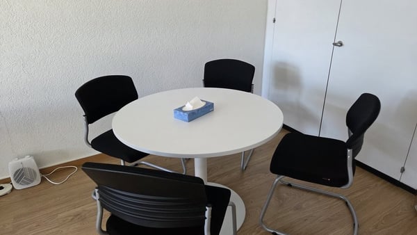 Bureau au centre-ville près de la gare 6