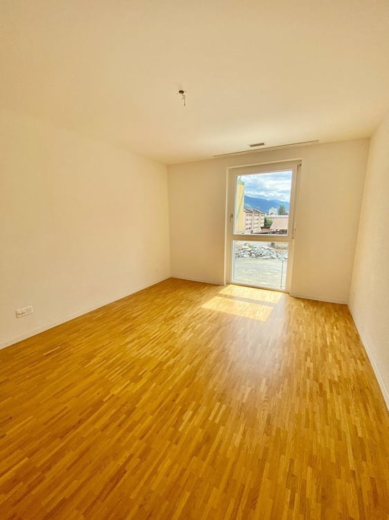 A saisir ! Superbe appartement proche du centre-ville de Sierre ! 8