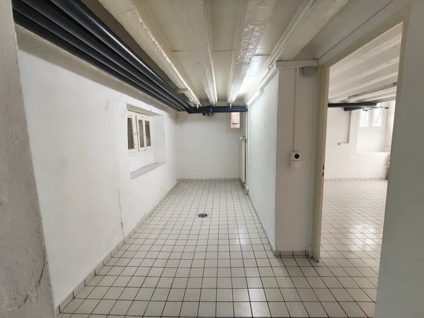 Grand local polyvalent idéalement situé à Lausanne 3