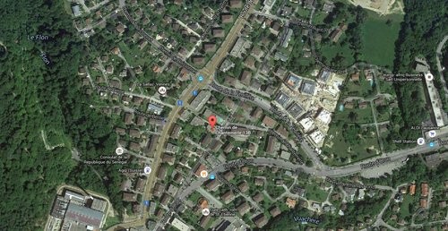 Place de parc intérieure à louer de suite 4