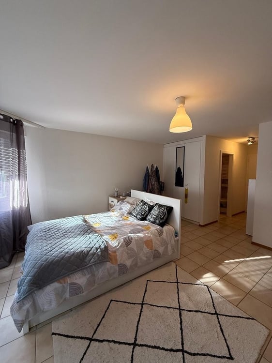 A saisir ! Splendide studio à deux pas du lac ! 3