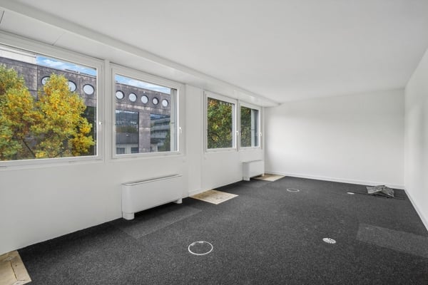 Affittasi moderno e luminoso ufficio in centro Lugano 3