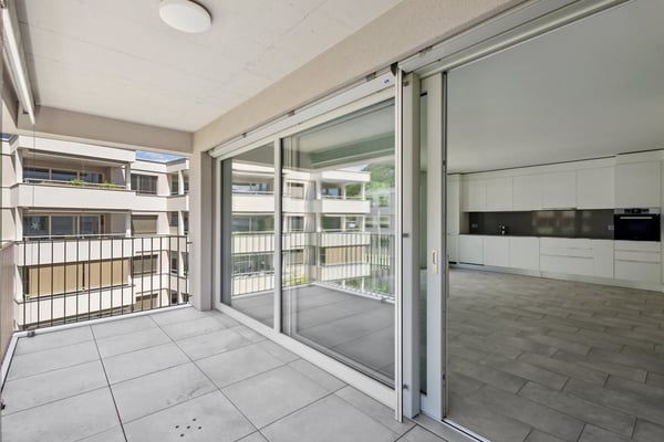 Moderno e luminoso 1.5 locali immerso nel verde 3