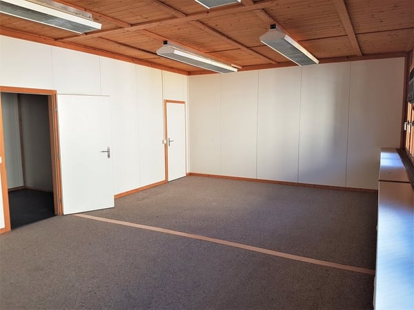 Surface commerciale à louer au centre de Sion 2