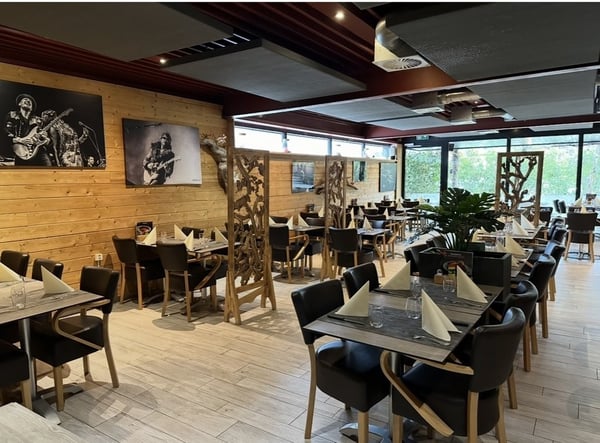 Restaurant à louer à Uvrier 1