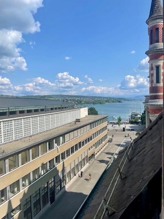 Wohnung/Büro in historischer Liegenschaft 9