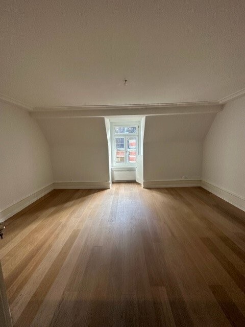 Wohnung/Büro in historischer Liegenschaft 7