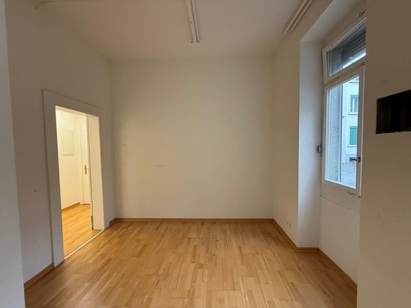 Grosszügiges Gewerbe / Befristet bis 31.12.2027 5