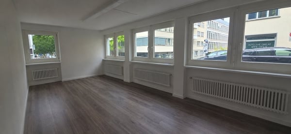 Lichtdurchflächte Bürofläche an bester Lage im Zürcher Seefeld 9