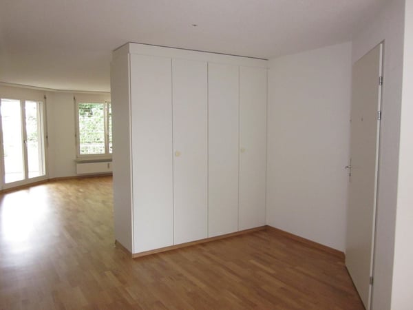 Moderne & grosszügige 4.5 Zimmerwohnung mit Gartensitzplatz 6