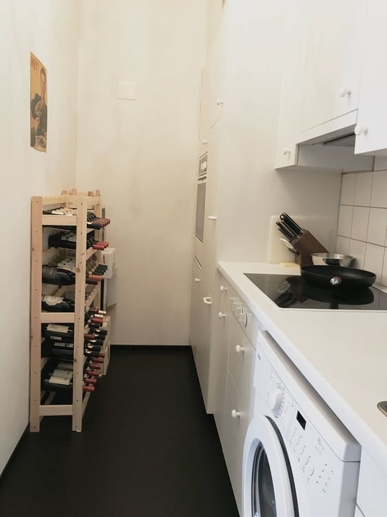 charmante 2.5 Zimmer Altbauwohnung 7