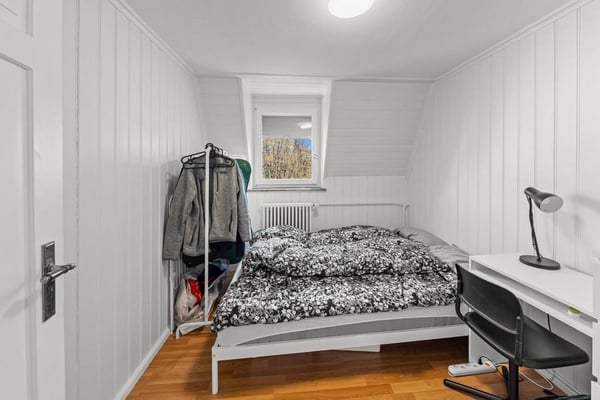 Einzigartige 5.5-Zimmer-Wohnung mit Dachterrasse & grossem Estrich 6