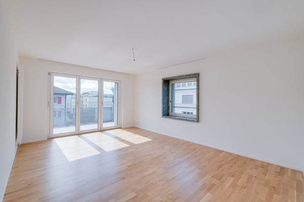 Zentrale und lichtdurchflutete Wohnung 3