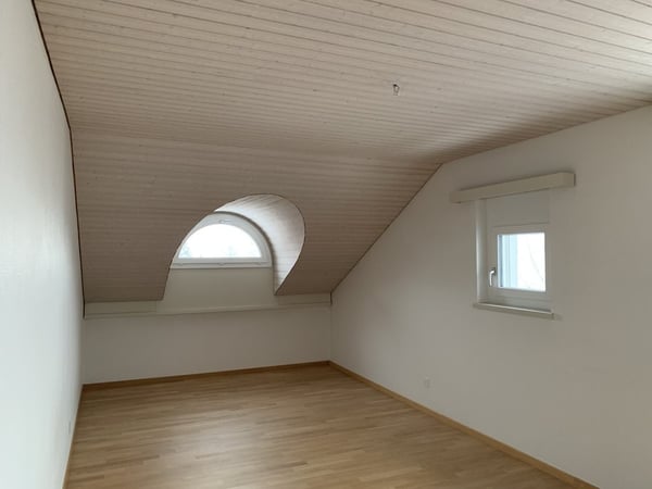 Ihr neues Zuhause an ruhiger Lage mit einem gratis Mietzins! 4