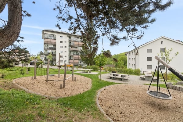Familienwohnung im Grünen - 1 gratis Mietzins und stressfrei zügeln 2