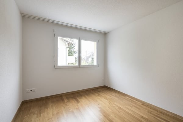 Frühlingsgeschenk: erster Nettomietzins geschenkt! 4