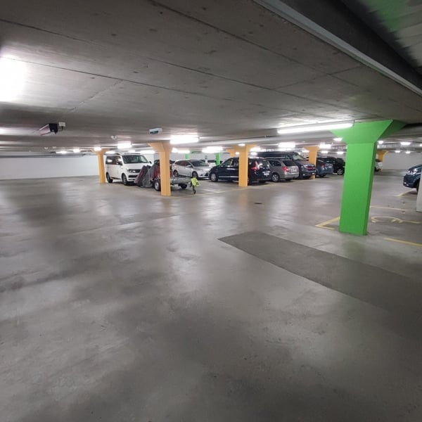 Ein Auto ohne Parkplatz? Wir haben die Lösung... 5