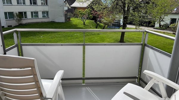 Schöne 2-Zimmer-Wohnung in Obermeilen 6