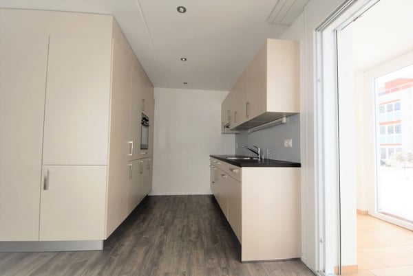 Helle und moderne 2.5 Zimmer-Wohnung zu vermieten 4