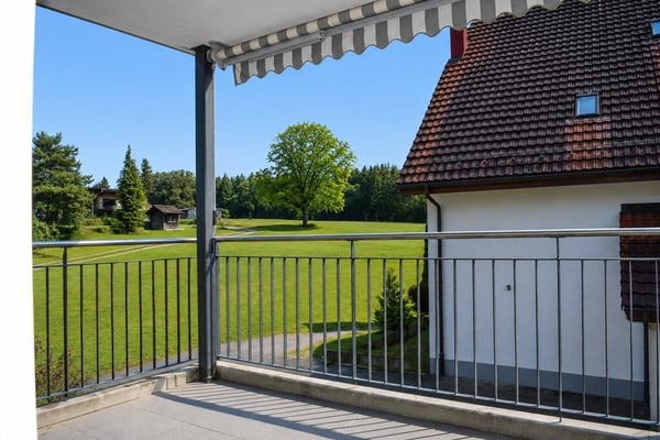 Charmante 4.5 Zimmer Wohnung im Grünen 6