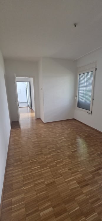 2 Zimmerwohnung EG - befristet bis 30.09.2027 9