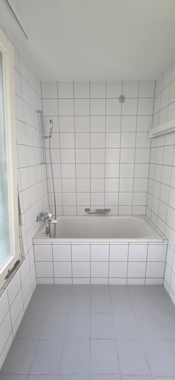 2 Zimmerwohnung EG - befristet bis 30.09.2027 3