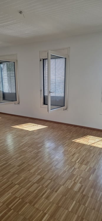 2 Zimmerwohnung EG - befristet bis 30.09.2027 4