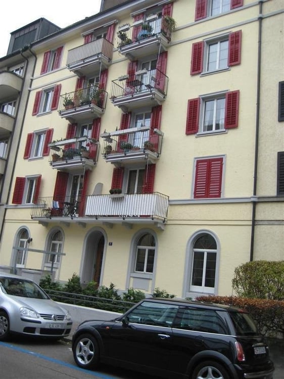 Moderne Dachwohnung mit Galerie im Zürcher Seefeld 1