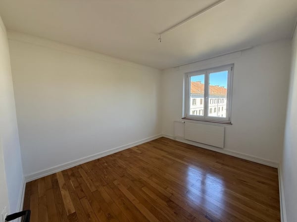 Grosszügige 3.0 Zimmerwohnung / Befristet bis 31.12.2027 3