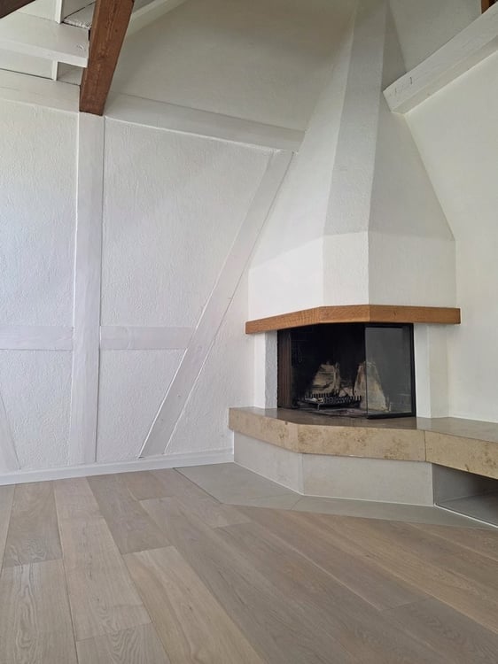 Moderne Dachwohnung mit Galerie im Zürcher Seefeld 8