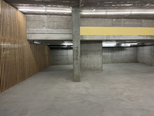 Lagerraum 141m2 an zentraler Lage zu mieten Flora Haus 4