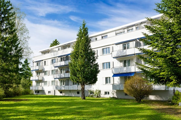 Sanierte und helle 3.0-Zimmer-Wohnung an bestens erschlossener Lage 7