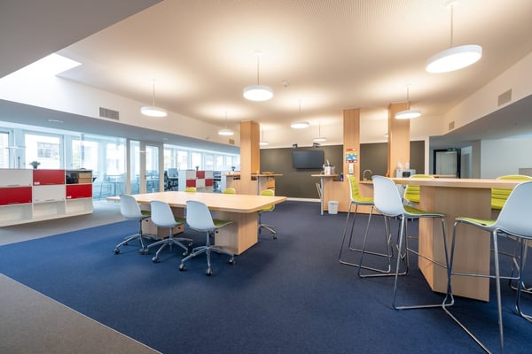 Top ausgebaute Bürofläche direkt am Bahnhof 3