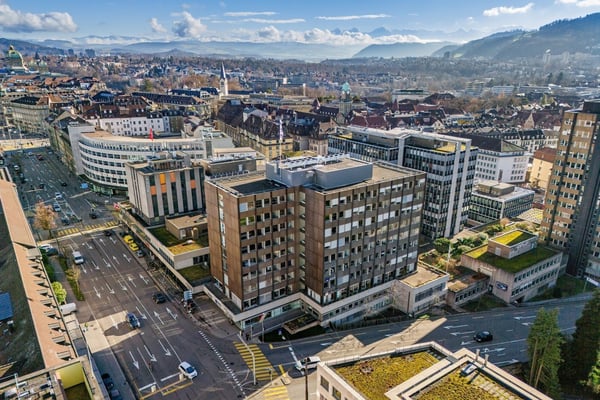 Top ausgebaute Bürofläche direkt am Bahnhof 8
