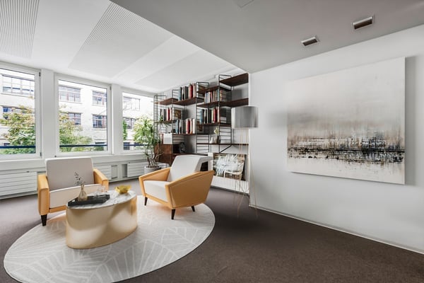 Top ausgebaute Bürofläche direkt am Bahnhof 1