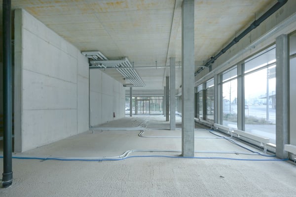 Gewerbe- oder Büro am Bahnhof Altdorf... 7