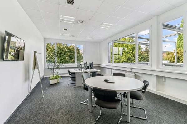 Attraktive Bürofläche an gut erschlossener Lage in Villmergen zu vermieten. 5