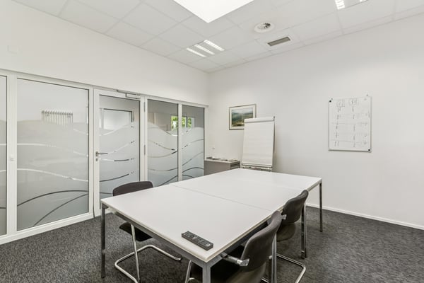Attraktive Bürofläche an gut erschlossener Lage in Villmergen zu vermieten. 10