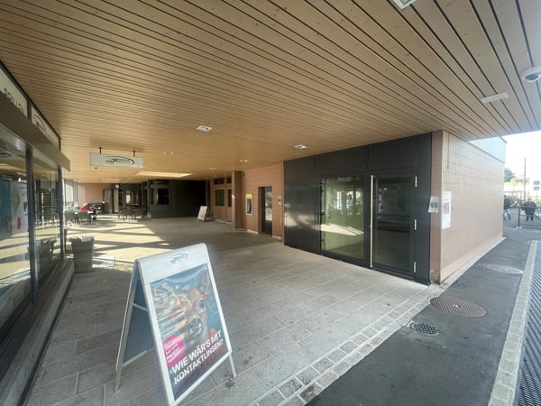 Attraktive Geschäftsfläche an bester Lage in Therwil 2
