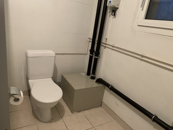 A louer bureau de 27m2 vers la place du Marché à la Chaux-de-Fonds 7