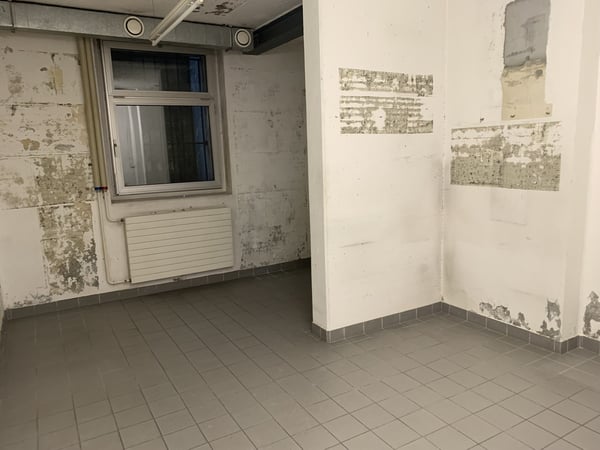 Dépôt de 23 m2 à louer à deux minutes à pied de la gare de Montreux 7