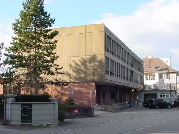 Attraktive Gewerbefläche mit vielseitigen Nutzungsmöglichkeiten in Langenthal 2