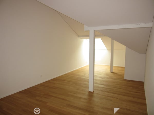 Top 3.5-Zimmer-Duplex-Wohnung 6