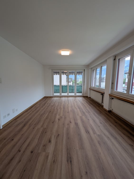 Grosszügige, frisch sanierte Wohnung in Bahnhofsnähe 5