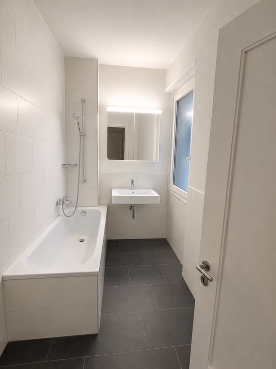 Grosszügige 5-Zimmer-Wohnung an zentraler Lage in Zürich 10